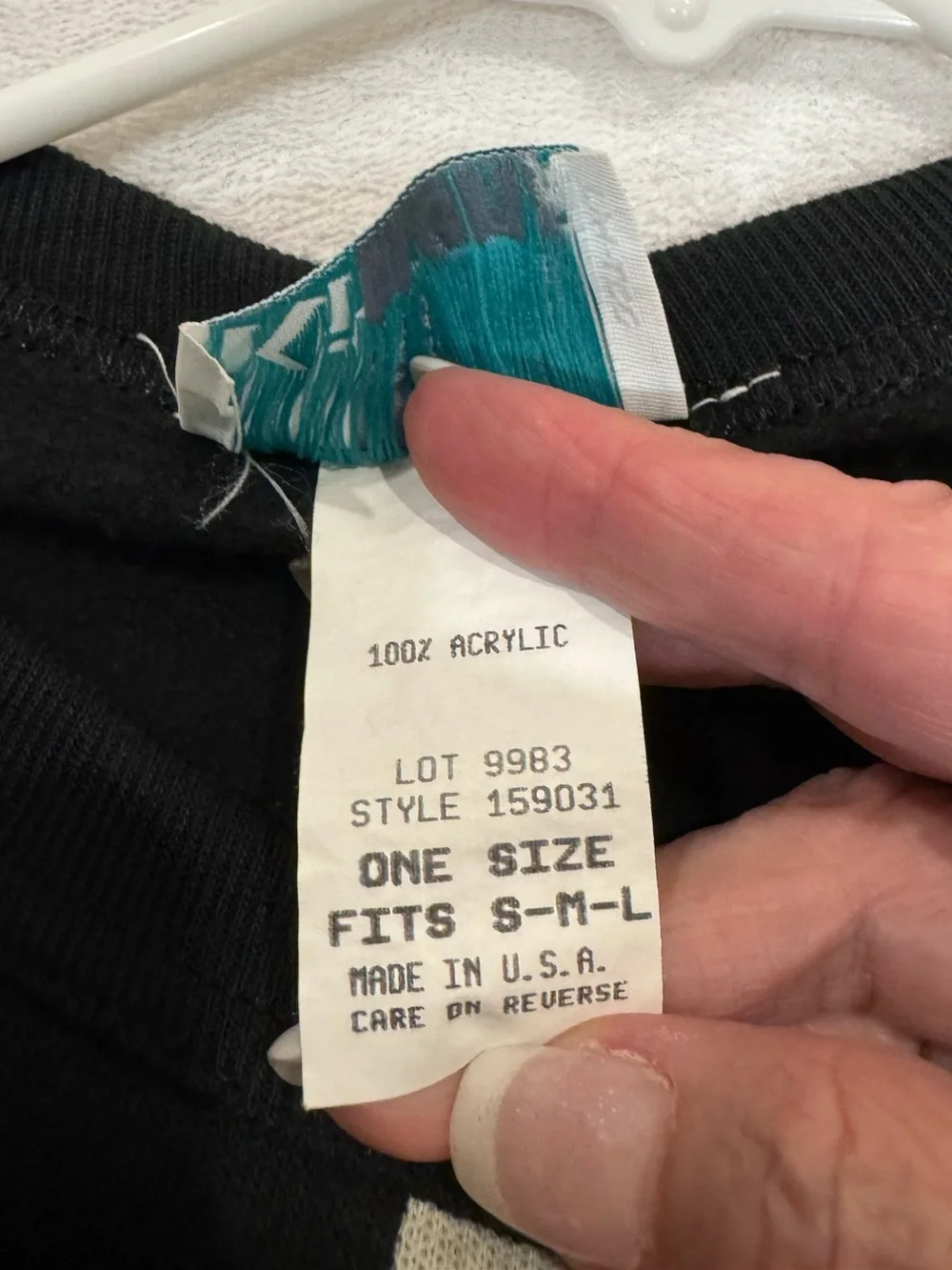 Kittens comfortable women’s